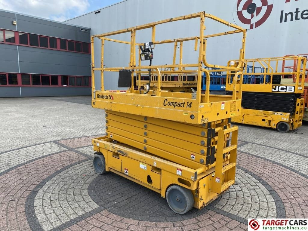 Haulotte Compact 14 Electric Scissor Work Lift 1385cm - Scissor lift: picture 4 Haulotte Compact 14 Electric Scissor Work Lift 1385cm - Scissor lift: picture 4