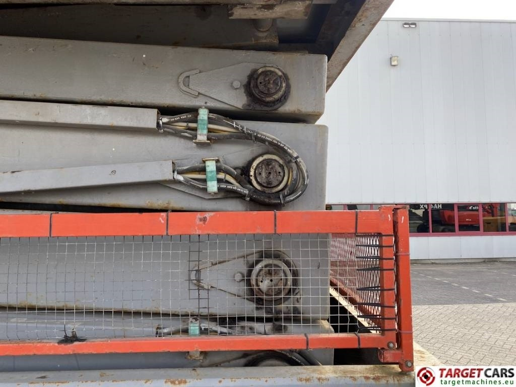 Scissor lift Holland Lift Combistar M-250DL27 diesel scissor worklift 27.20M: picture 33 Scissor lift Holland Lift Combistar M-250DL27 diesel scissor worklift 27.20M: picture 33