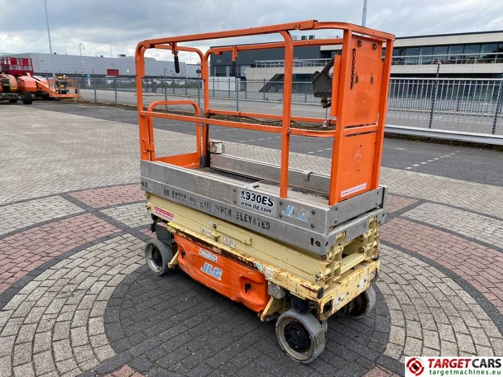 JLG 1930ES Electric Scissor Work Lift 772cm - Scissor lift: picture 2 JLG 1930ES Electric Scissor Work Lift 772cm - Scissor lift: picture 2