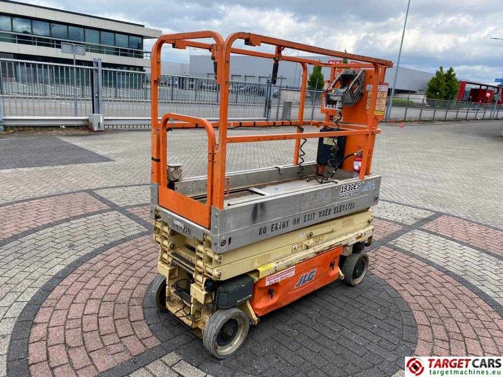JLG 1930ES Electric Scissor Work Lift 772cm - Scissor lift: picture 3 JLG 1930ES Electric Scissor Work Lift 772cm - Scissor lift: picture 3