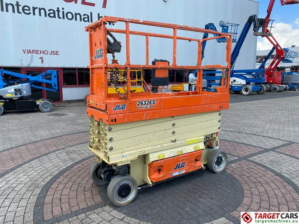 JLG 2632ES Electric Scissor Work Lift 977cm - Scissor lift: picture 1 JLG 2632ES Electric Scissor Work Lift 977cm - Scissor lift: picture 1