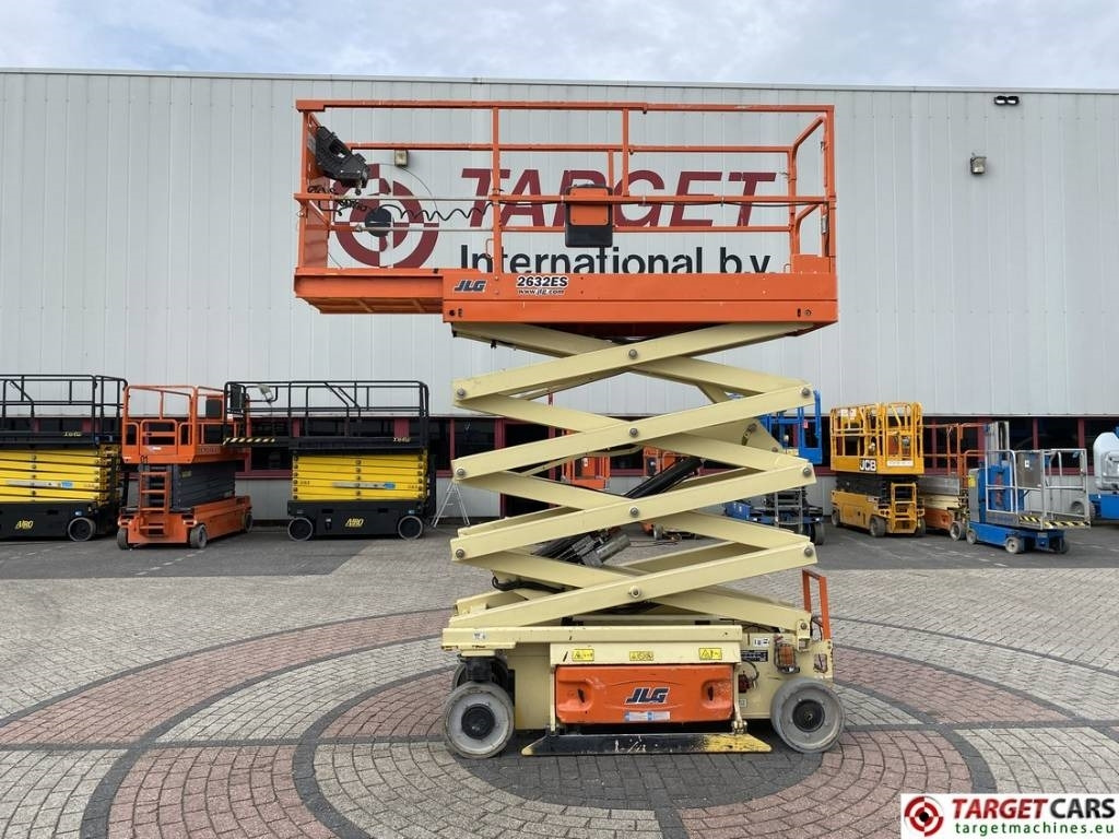 JLG 2632ES Electric Scissor Work Lift 977cm - Scissor lift: picture 5 JLG 2632ES Electric Scissor Work Lift 977cm - Scissor lift: picture 5