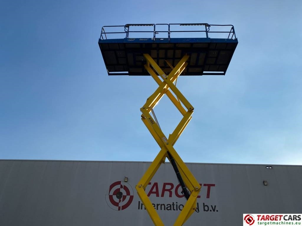 Scissor lift JLG 3394RT Diesel 4x4 Scissor Work Lift 1206cm: picture 20
