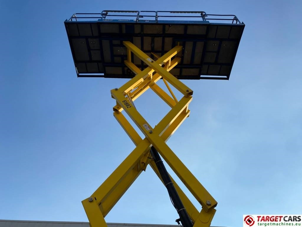 Scissor lift JLG 3394RT Diesel 4x4 Scissor Work Lift 1206cm: picture 29