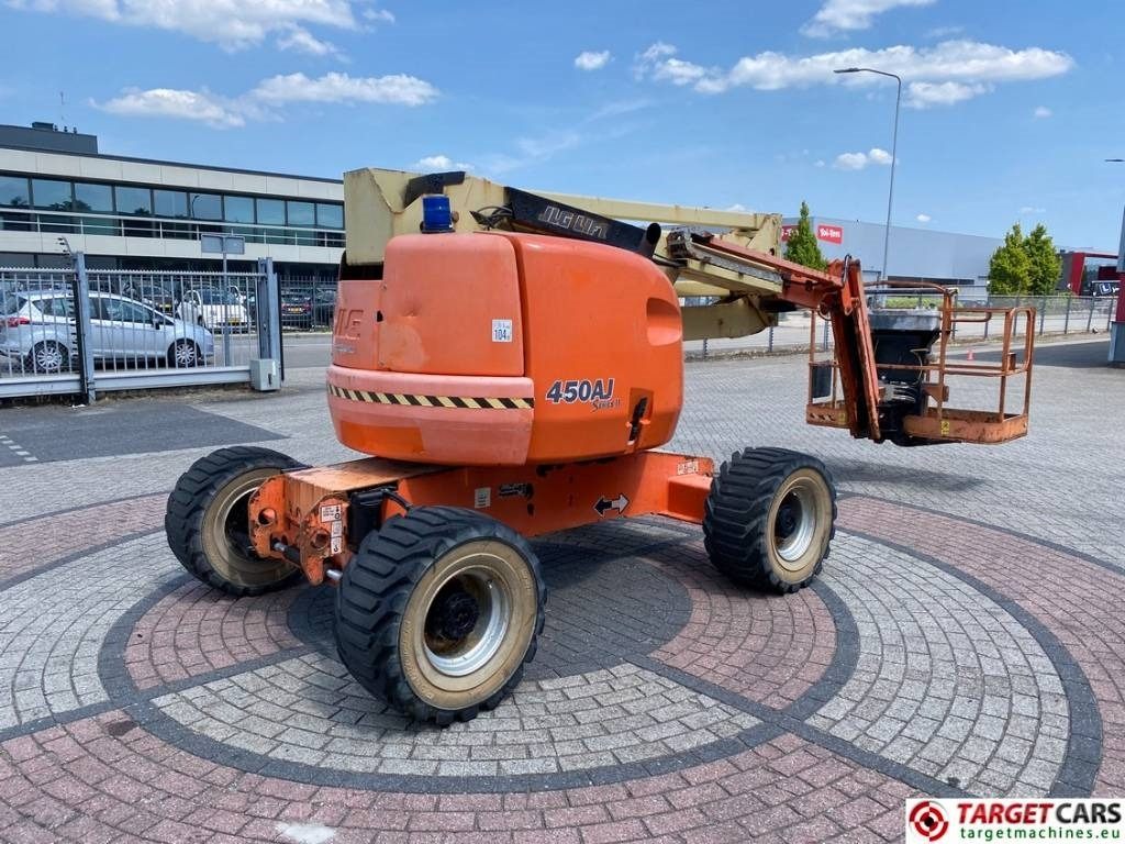 JLG 450AJ Articulated 4x4 Diesel Boom Work Lift 1551cm - Articulated boom: picture 3 JLG 450AJ Articulated 4x4 Diesel Boom Work Lift 1551cm - Articulated boom: picture 3