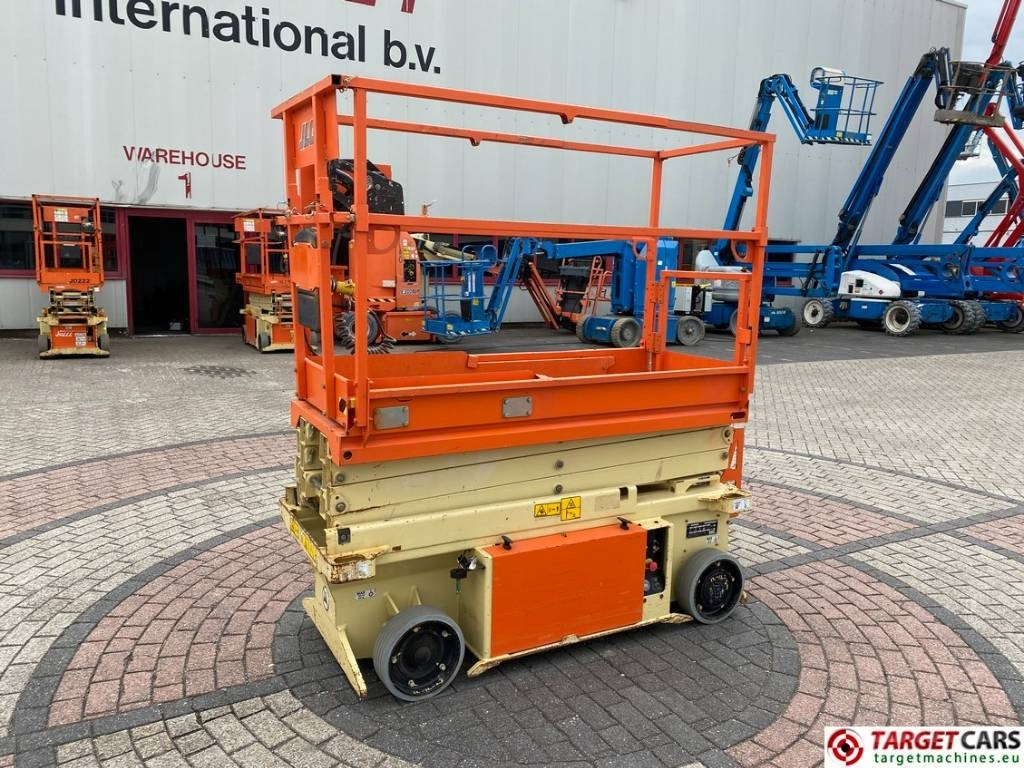JLG 6RS Electric Scissor Work Lift 779cm - Scissor lift: picture 1 JLG 6RS Electric Scissor Work Lift 779cm - Scissor lift: picture 1