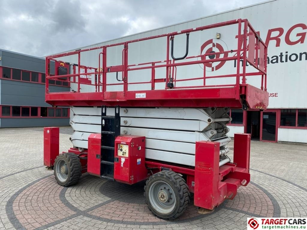 MEC 6092RT Diesel 4x4 Scissor Work Lift 2020cm - Scissor lift: picture 4 MEC 6092RT Diesel 4x4 Scissor Work Lift 2020cm - Scissor lift: picture 4