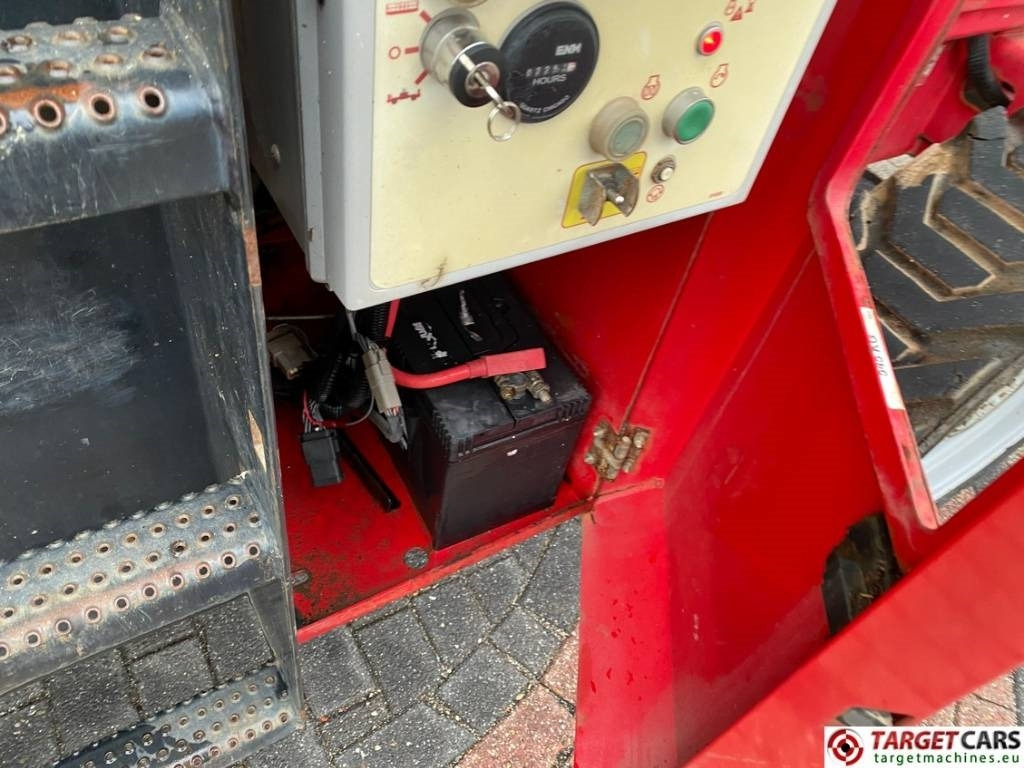 Scissor lift MEC 6092RT Diesel 4x4 Scissor Work Lift 2020cm: picture 15 Scissor lift MEC 6092RT Diesel 4x4 Scissor Work Lift 2020cm: picture 15