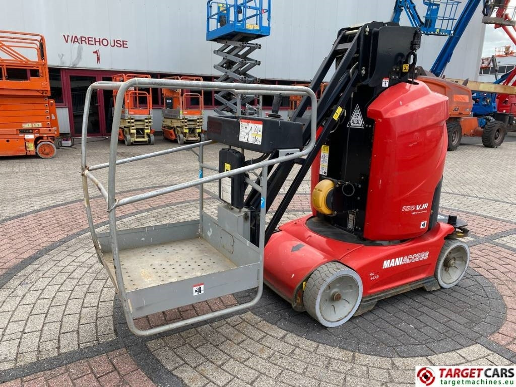 Manitou 100VJR Evolution Vertical Mast Work Lift 990cm - Vertical mast lift: picture 1 Manitou 100VJR Evolution Vertical Mast Work Lift 990cm - Vertical mast lift: picture 1