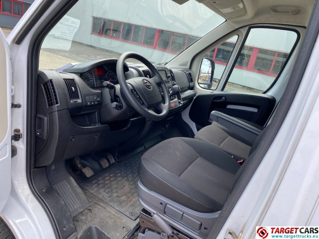 Opel Movano 2.2D BlueHDI Panel Van 140HP L3H2 - Panel van: picture 5 Opel Movano 2.2D BlueHDI Panel Van 140HP L3H2 - Panel van: picture 5