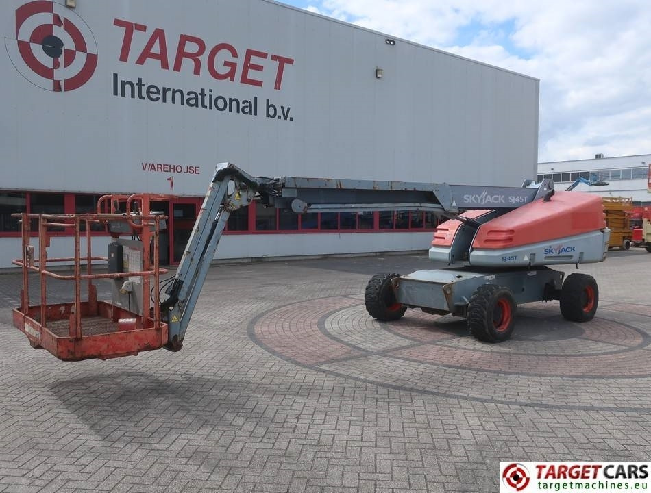 SkyJack SJ45T Telescopic 4x4 Diesel Boom Work LIft 1570cm - Telescopic boom: picture 1 SkyJack SJ45T Telescopic 4x4 Diesel Boom Work LIft 1570cm - Telescopic boom: picture 1