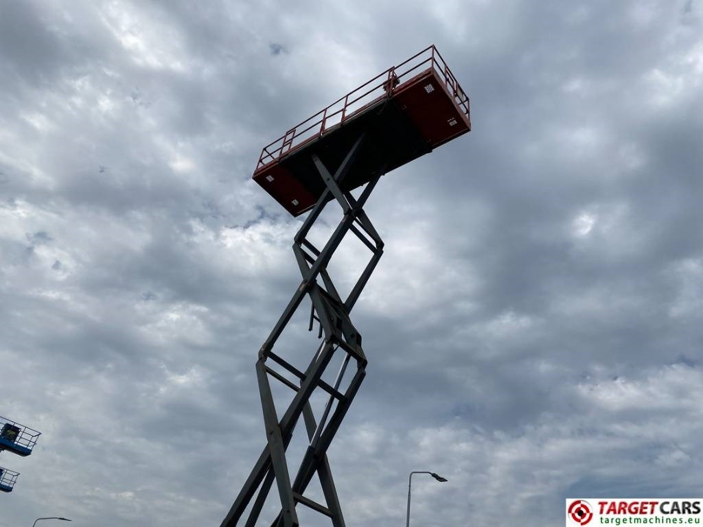 Scissor lift SkyJack SJ8841 RT Diesel 4x4 Scissor Work Lift 1430cm: picture 27