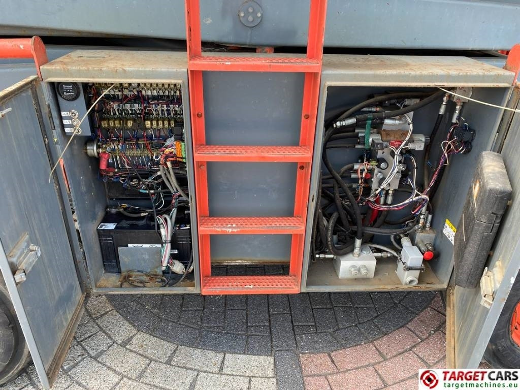 Scissor lift SkyJack SJ8841 RT Diesel 4x4 Scissor Work Lift 1430cm: picture 12