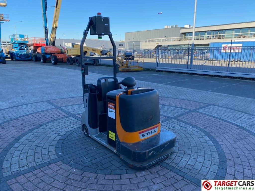 Still CX-T Electric TowTruck Tractor 24V 4000KG Capacity - Tow tractor: picture 2 Still CX-T Electric TowTruck Tractor 24V 4000KG Capacity - Tow tractor: picture 2