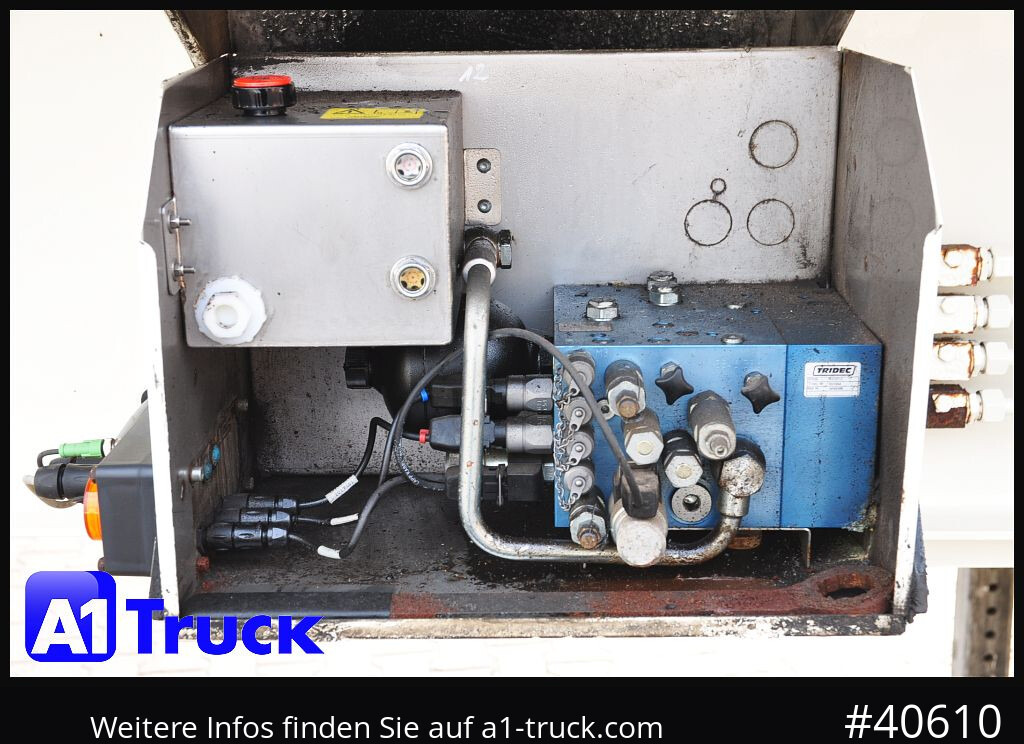 FELDBINDER EUT 55,3, Futter Feed 7 Kammern 55m³, Lenkachse, Alufelgen, - Silo semi-trailer: picture 2 FELDBINDER EUT 55,3, Futter Feed 7 Kammern 55m³, Lenkachse, Alufelgen, - Silo semi-trailer: picture 2