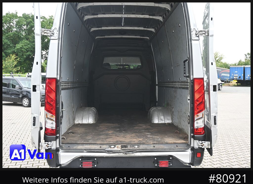 IVECO Daily 70C18 A8V Kasten, Mixto, AHK, Klima - Panel van: picture 2 IVECO Daily 70C18 A8V Kasten, Mixto, AHK, Klima - Panel van: picture 2