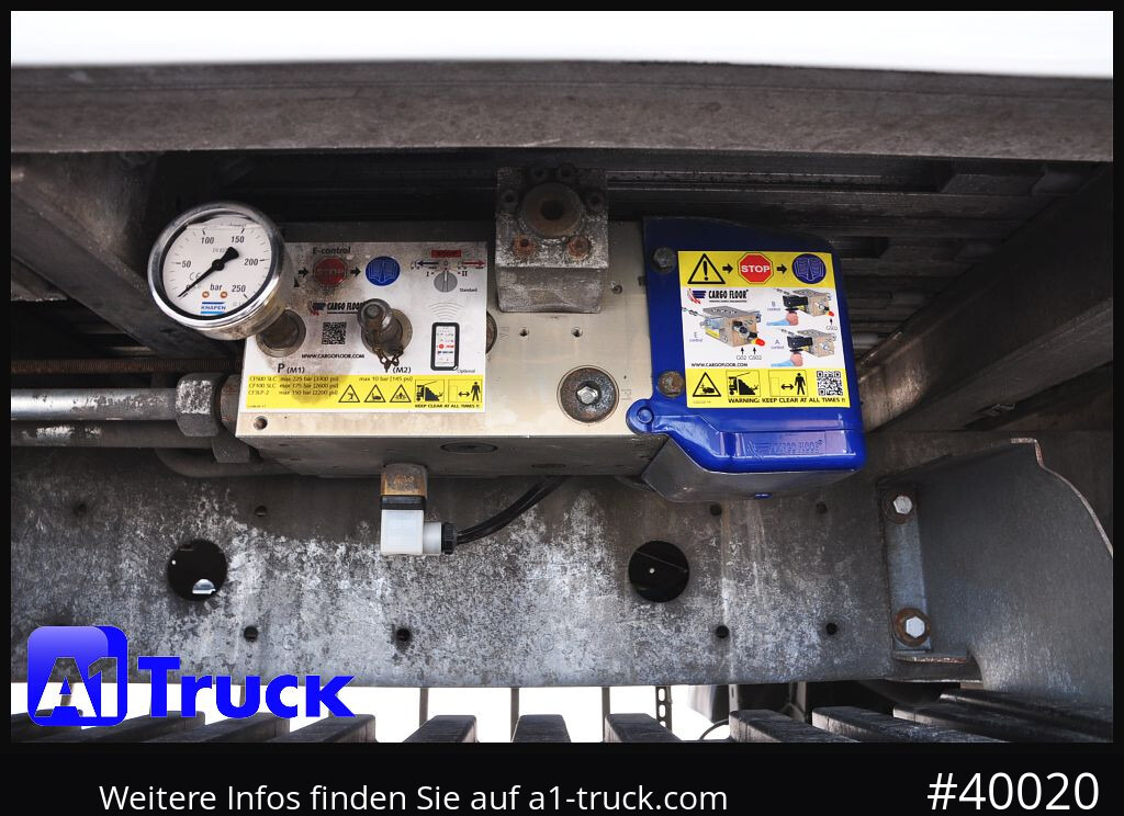 KNAPEN K100, Liftachse, Funk ca. 90m³ - Walking floor semi-trailer: picture 3 KNAPEN K100, Liftachse, Funk ca. 90m³ - Walking floor semi-trailer: picture 3