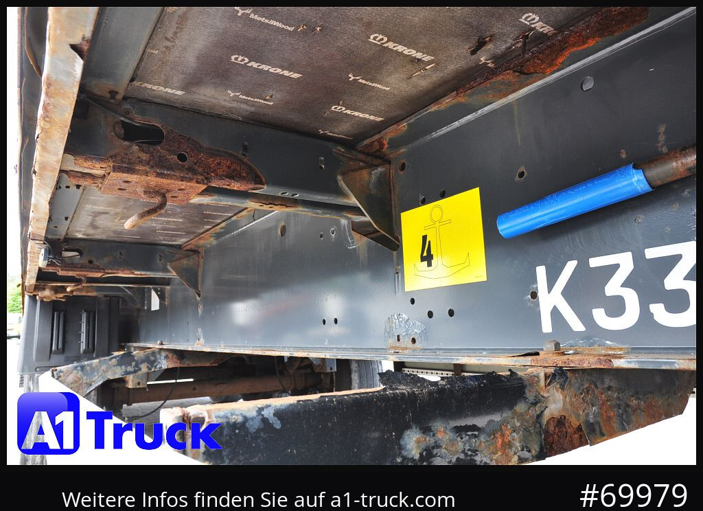 KRONE SD Plateau, Twistlock, Container, - Dropside/ Flatbed semi-trailer: picture 3 KRONE SD Plateau, Twistlock, Container, - Dropside/ Flatbed semi-trailer: picture 3