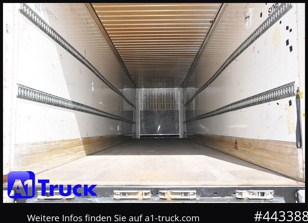 KRONE SDK 27, Koffer, 1 Vorbesitzer, Plywood, 3x vorhanden - Closed box semi-trailer: picture 4 KRONE SDK 27, Koffer, 1 Vorbesitzer, Plywood, 3x vorhanden - Closed box semi-trailer: picture 4