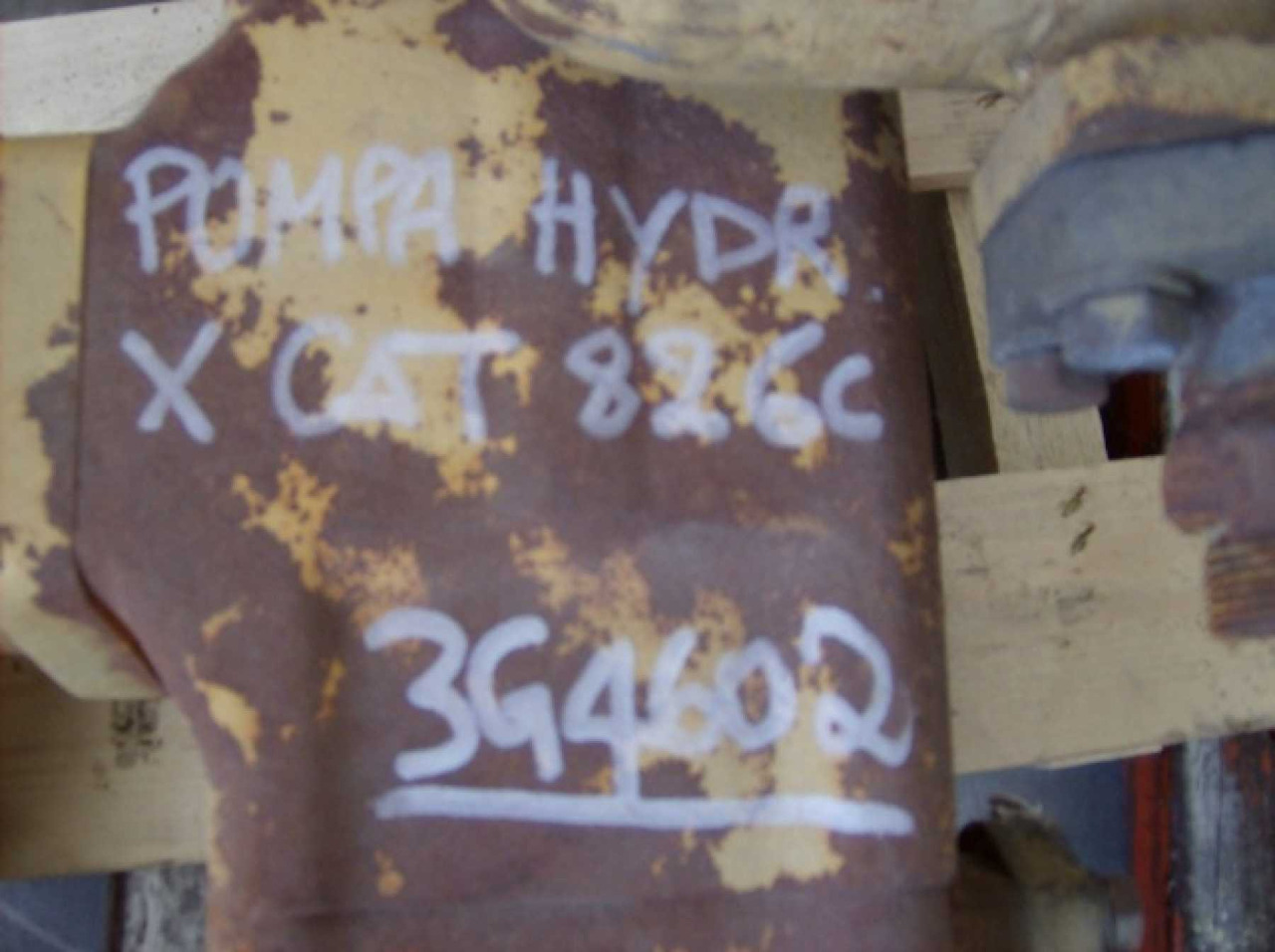 Caterpillar 826C Pompa idraulica di sterzo e movimentazione lama - Hydraulic pump for Construction machinery: picture 1 Caterpillar 826C Pompa idraulica di sterzo e movimentazione lama - Hydraulic pump for Construction machinery: picture 1