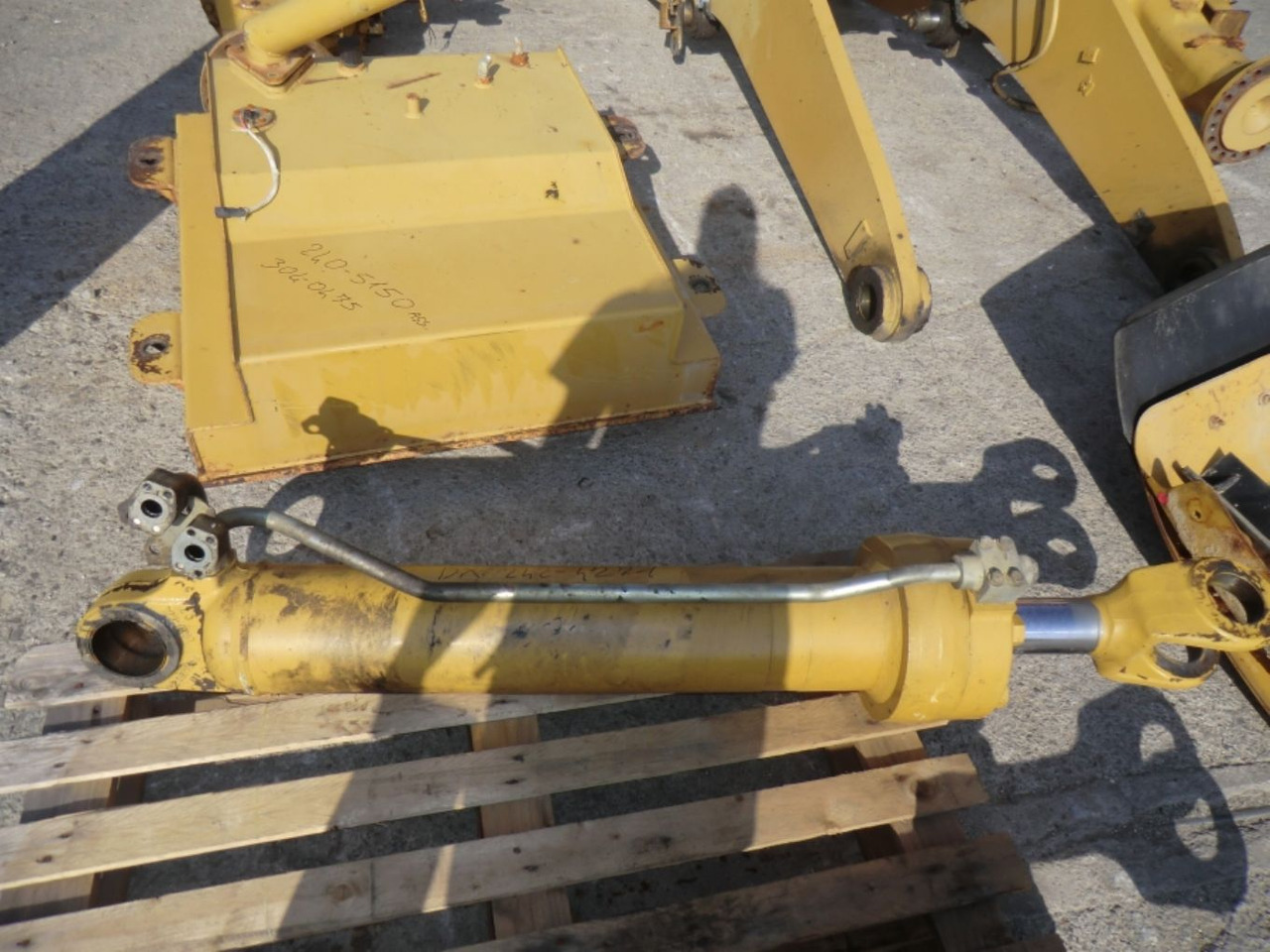 Caterpillar 962H cilindro di sollevamento destro - Hydraulic cylinder for Construction machinery: picture 2 Caterpillar 962H cilindro di sollevamento destro - Hydraulic cylinder for Construction machinery: picture 2