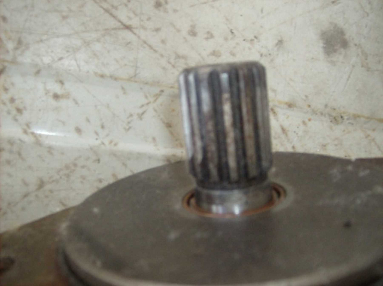 Caterpillar IT28B POMPA IDRAULICA - Hydraulic pump for Construction machinery: picture 2 Caterpillar IT28B POMPA IDRAULICA - Hydraulic pump for Construction machinery: picture 2