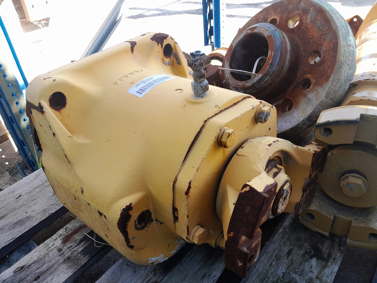 VOLVO L330E SUPPORT BEARING PROPELLER SHAFT - Transmission for Construction machinery: picture 1 VOLVO L330E SUPPORT BEARING PROPELLER SHAFT - Transmission for Construction machinery: picture 1