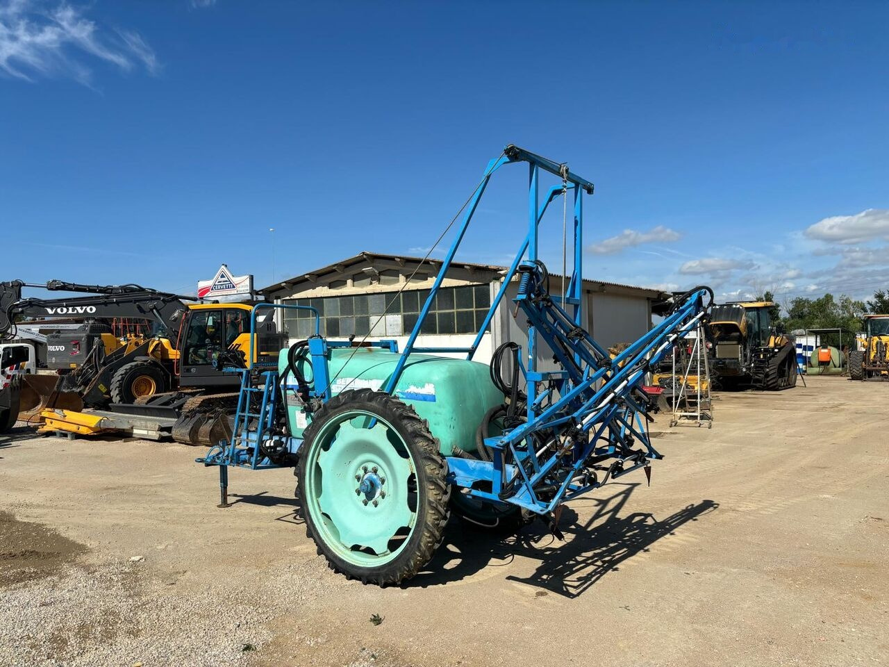 Berthoud ALBA AUTO 15 G 130 - Trailed sprayer: picture 4 Berthoud ALBA AUTO 15 G 130 - Trailed sprayer: picture 4