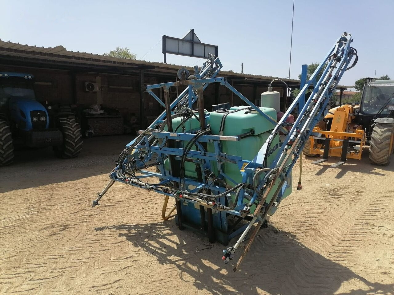 Berthoud MACK10 - Tractor mounted sprayer: picture 3 Berthoud MACK10 - Tractor mounted sprayer: picture 3