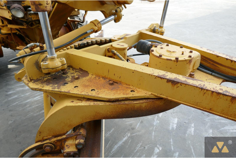 Grader Caterpillar 12G: picture 12