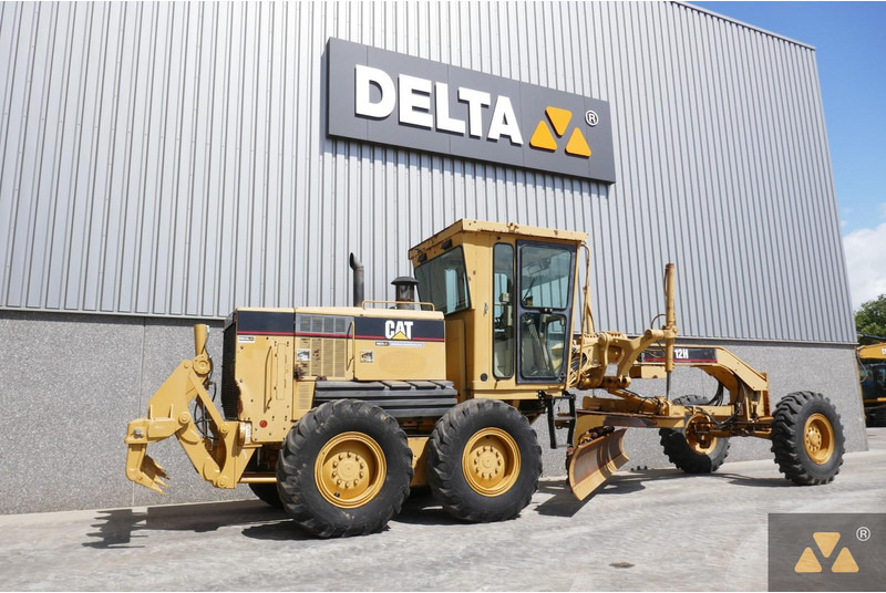 Caterpillar 12H - Grader: picture 5 Caterpillar 12H - Grader: picture 5