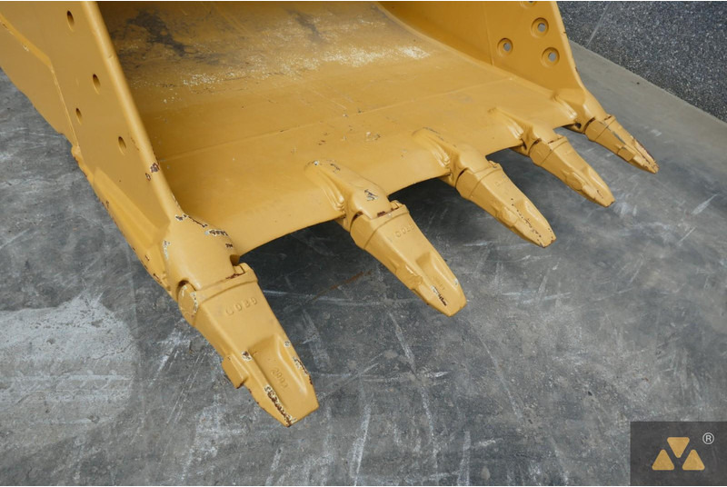 Crawler excavator Caterpillar 320FL: picture 10