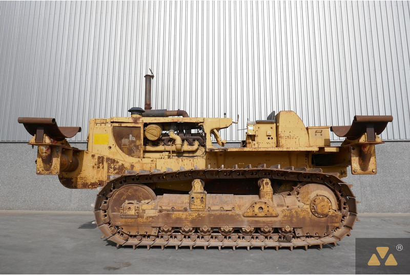 Caterpillar D8K Pipe carrier - Pipe layer: picture 1 Caterpillar D8K Pipe carrier - Pipe layer: picture 1