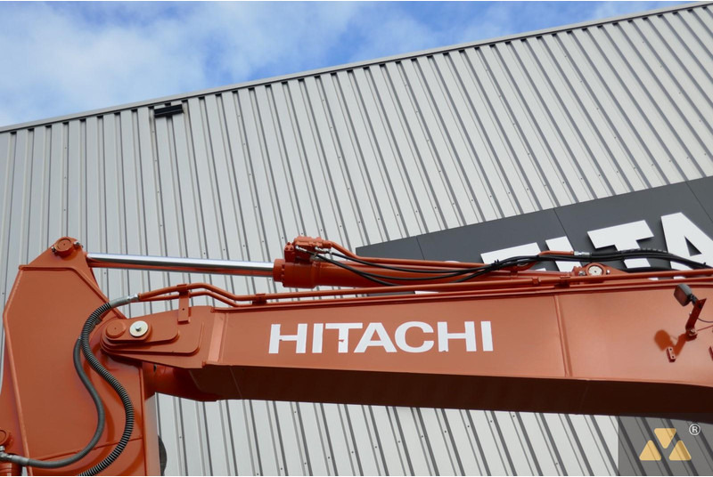 Crawler excavator Hitachi ZX210LC-7: picture 16