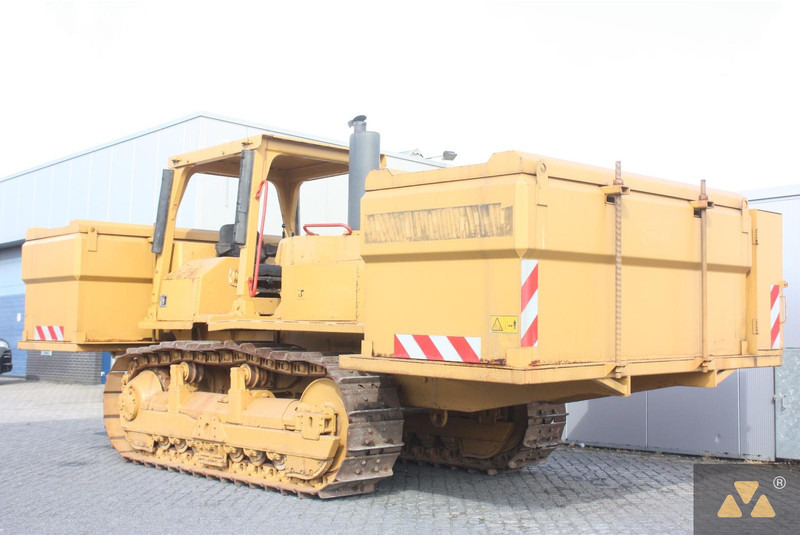 Caterpillar D6E Fuel tanker - Truck: picture 3 Caterpillar D6E Fuel tanker - Truck: picture 3