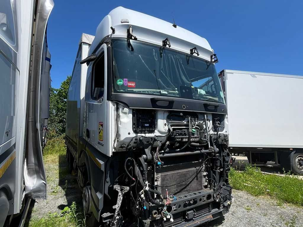 Mercedes-Benz Actros 2542, 6X2 - Curtainsider truck: picture 2 Mercedes-Benz Actros 2542, 6X2 - Curtainsider truck: picture 2