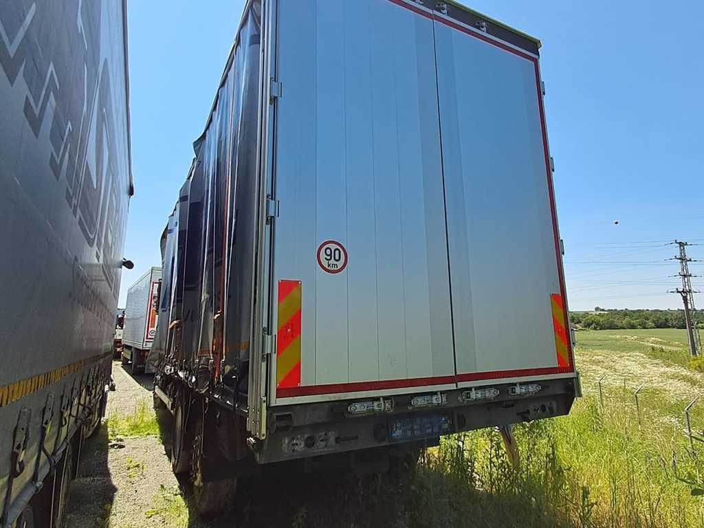 Mercedes-Benz Actros 2542, 6X2 - Curtainsider truck: picture 4 Mercedes-Benz Actros 2542, 6X2 - Curtainsider truck: picture 4