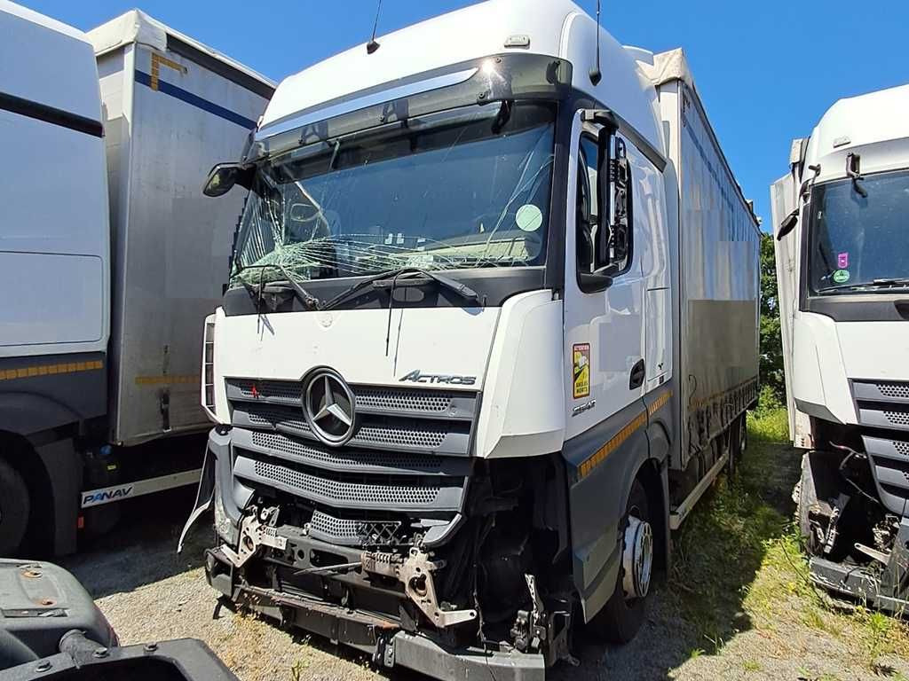 Mercedes-Benz Actros 2542, 6X2 - Curtainsider truck: picture 1 Mercedes-Benz Actros 2542, 6X2 - Curtainsider truck: picture 1