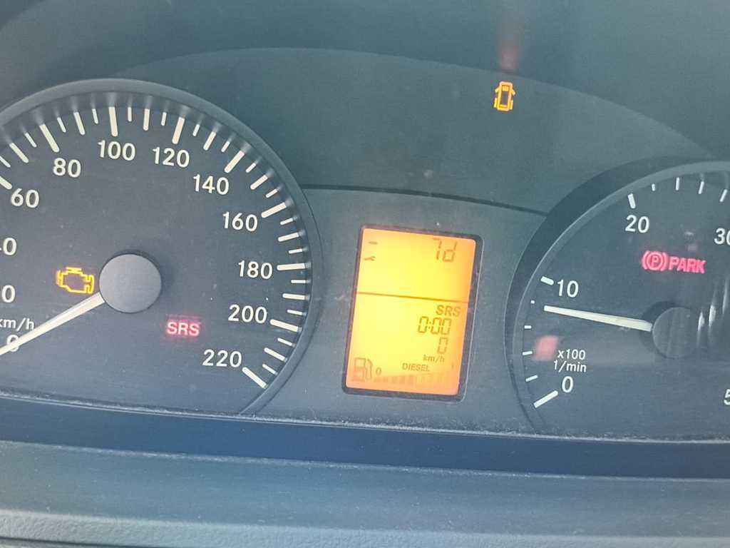 Mercedes-Benz VITO 113 CDI - Small van: picture 2 Mercedes-Benz VITO 113 CDI - Small van: picture 2