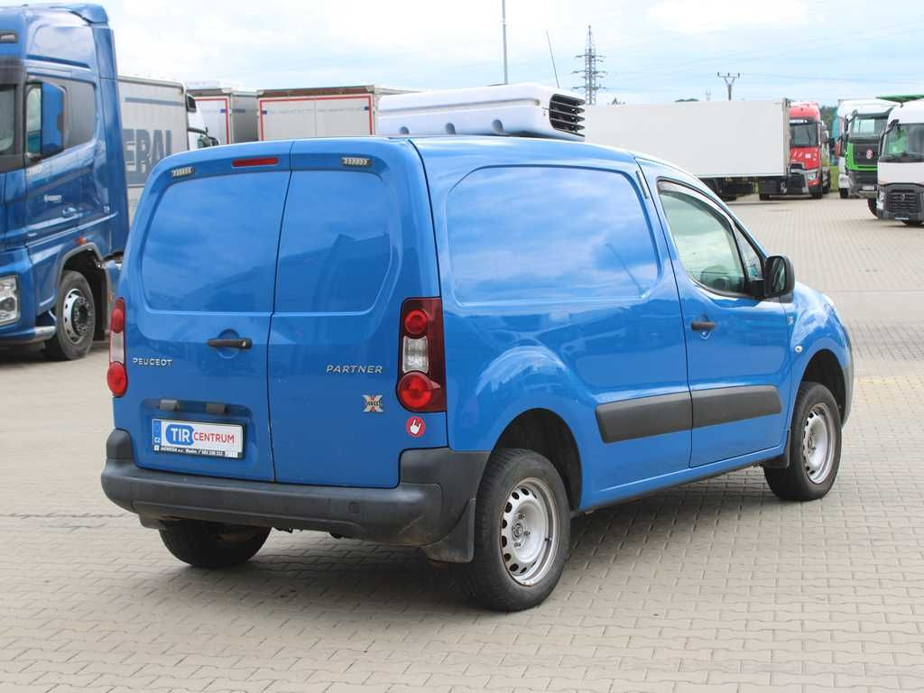 Peugeot PEUGEOT PARTNER, 4X4, CARRIER NEOS 100 - Refrigerated van: picture 3 Peugeot PEUGEOT PARTNER, 4X4, CARRIER NEOS 100 - Refrigerated van: picture 3