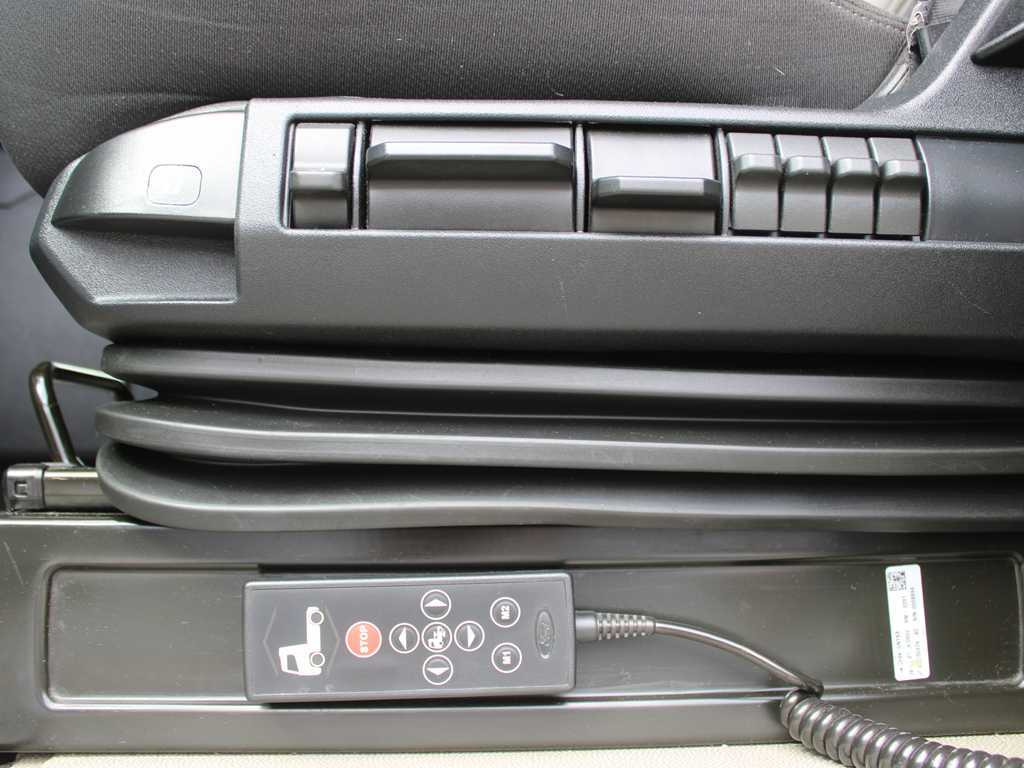 Tractor unit Ford F-MAX LL 12TX, EURO 6, LOWDECK, NAVIGATION, INDEPENDENT AIR CONDITIONING: picture 6