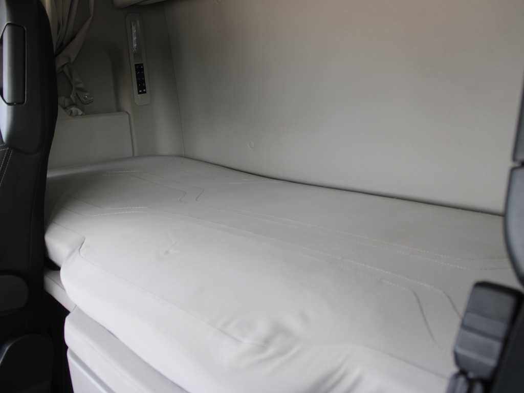 Tractor unit Ford F-MAX LL 12TX, EURO 6, LOWDECK, NAVIGATION, INDEPENDENT AIR CONDITIONING: picture 12