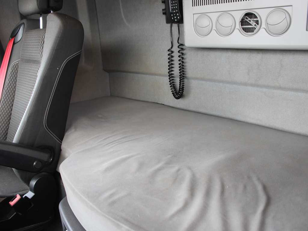 Tractor unit Renault T 520, LOWDECK, INDEPENDENT AIR CONDITIONING, EURO 6: picture 11