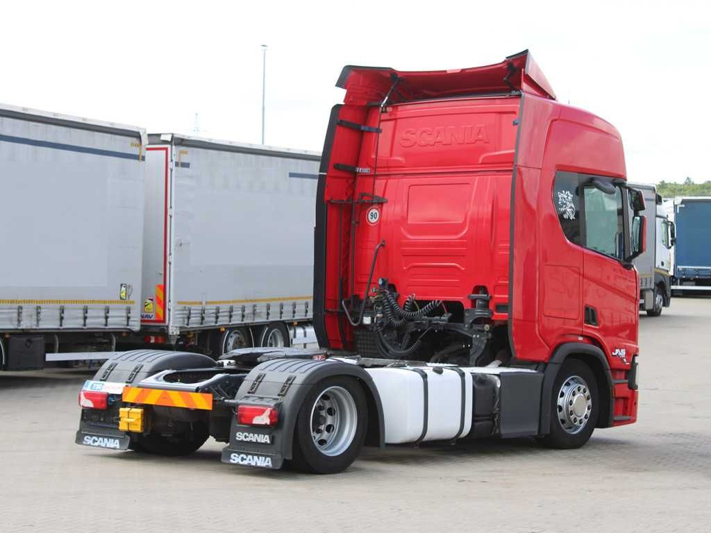 Scania R 450, LOWDECK, EURO 6, RETARDER, NAVIGATION - Tractor unit: picture 3 Scania R 450, LOWDECK, EURO 6, RETARDER, NAVIGATION - Tractor unit: picture 3