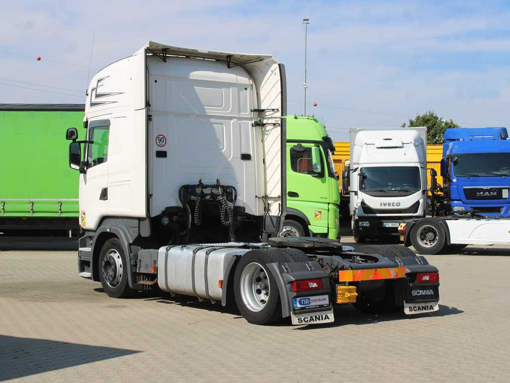 Scania R440, EURO 5 EEV, LOWDECK, RETARDER, INDEPENDENT AIR CONDITIONING - Tractor unit: picture 5 Scania R440, EURO 5 EEV, LOWDECK, RETARDER, INDEPENDENT AIR CONDITIONING - Tractor unit: picture 5