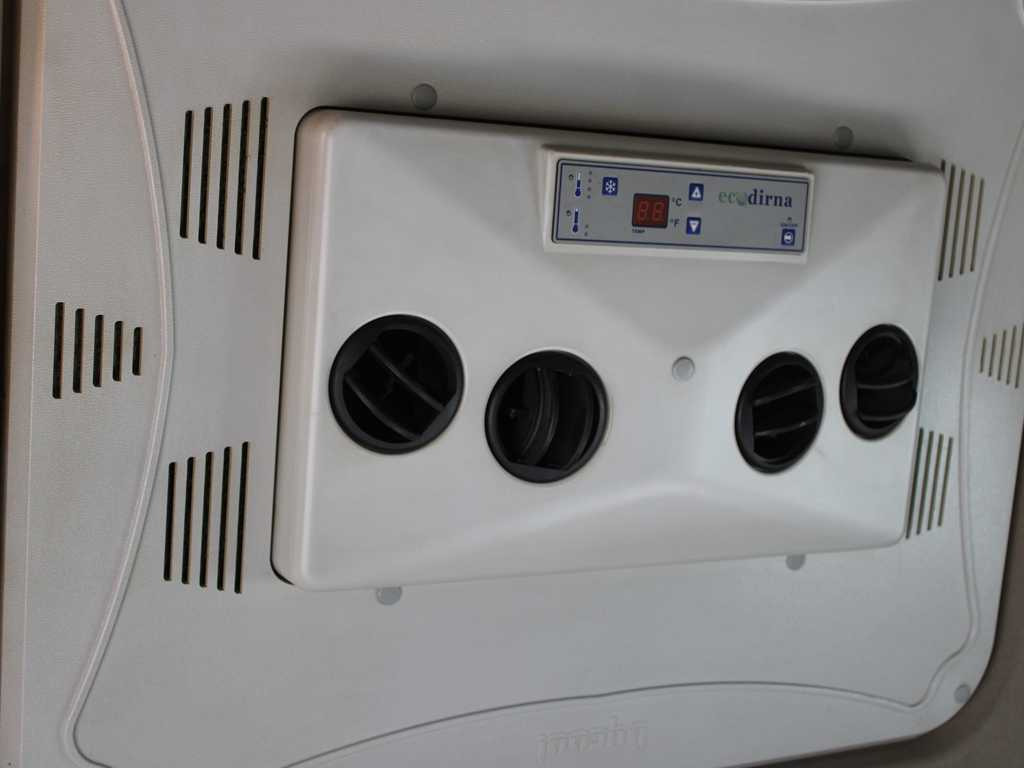 Tractor unit Scania R490, EURO 6, INDEPENDENT AIR CONDITIONING, RETARDER, DUAL-CIRCUIT HYDRAULICS: picture 12