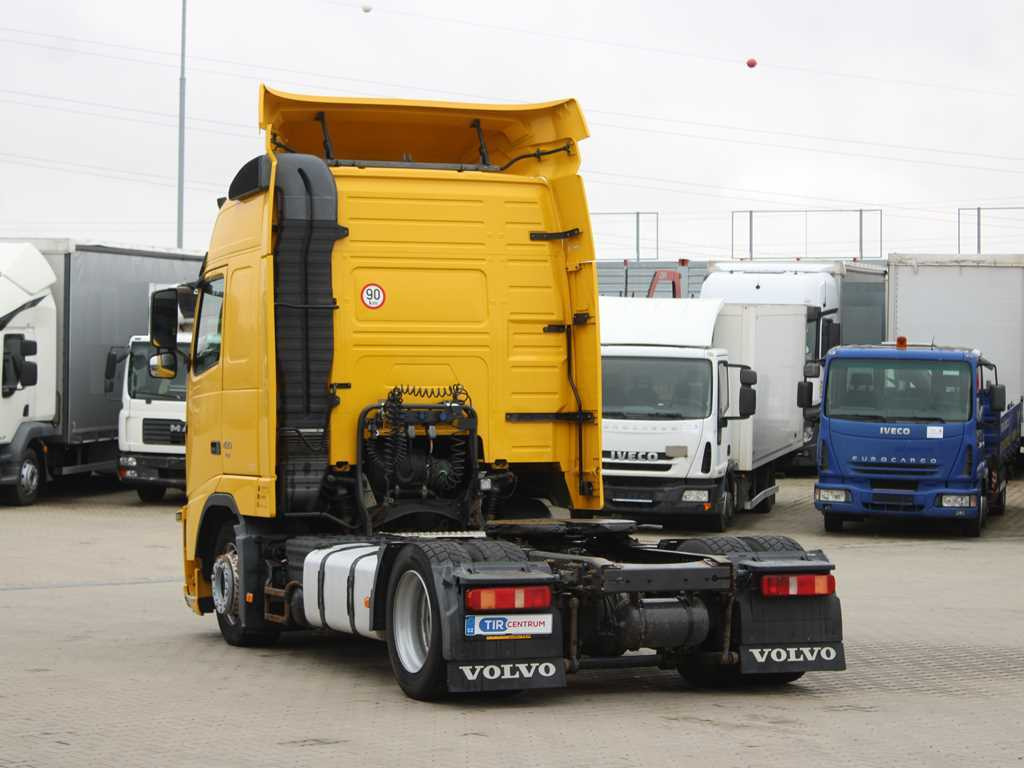 Volvo FH 420, EURO 5 EEV, LOWDECK, AIR SUSPENSION, VEB + - Tractor unit: picture 5 Volvo FH 420, EURO 5 EEV, LOWDECK, AIR SUSPENSION, VEB + - Tractor unit: picture 5