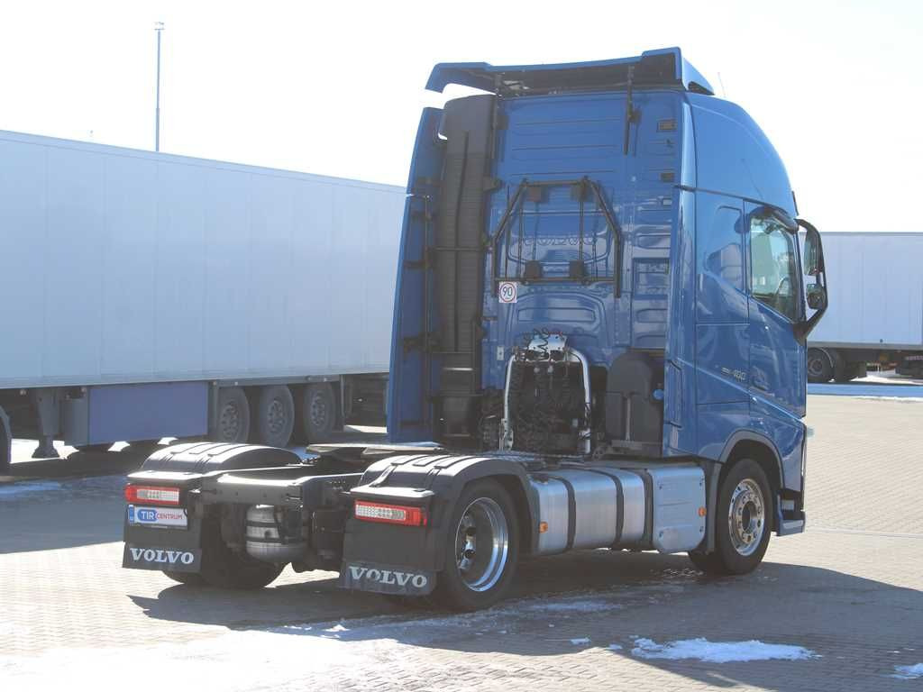 Volvo FH 460, EURO 6, LOWDECK, VEB +, I-PARK COOL - Tractor unit: picture 3 Volvo FH 460, EURO 6, LOWDECK, VEB +, I-PARK COOL - Tractor unit: picture 3