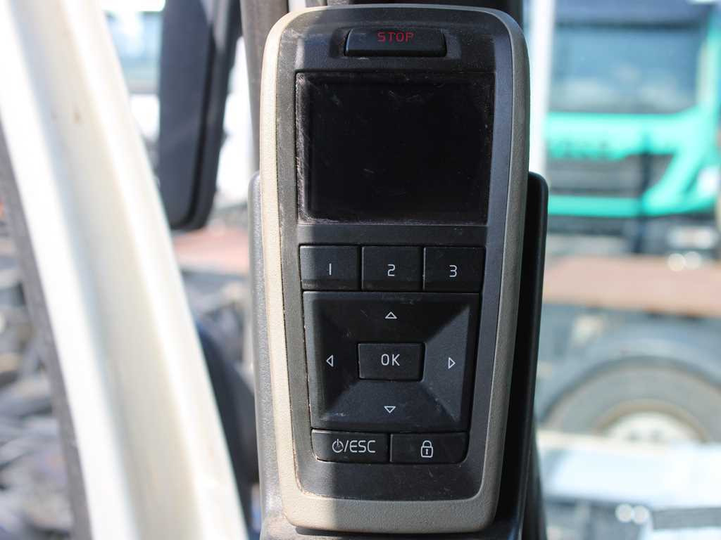 Timber truck, Crane truck Volvo FMX 500, 6X6, LOGLIFT F265Z95 + DOLL trailer (2007): picture 20
