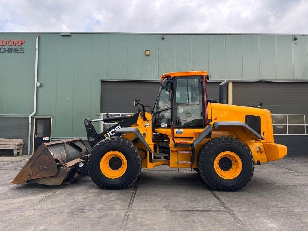 JCB 427 ZX - Wheel loader: picture 1 JCB 427 ZX - Wheel loader: picture 1